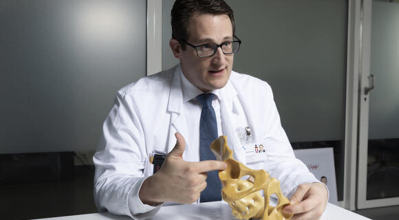 Prof. Moritz Tannast
