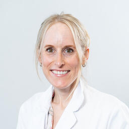 Dr. med. Andrea Mészaros