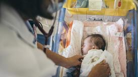Neonatologie_bebe_dodo